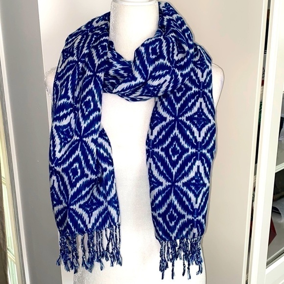 Blue White Ikat Pattern Bohemian Artsy Braided Tassel Warm Scarf Fall - Picture 3 of 17